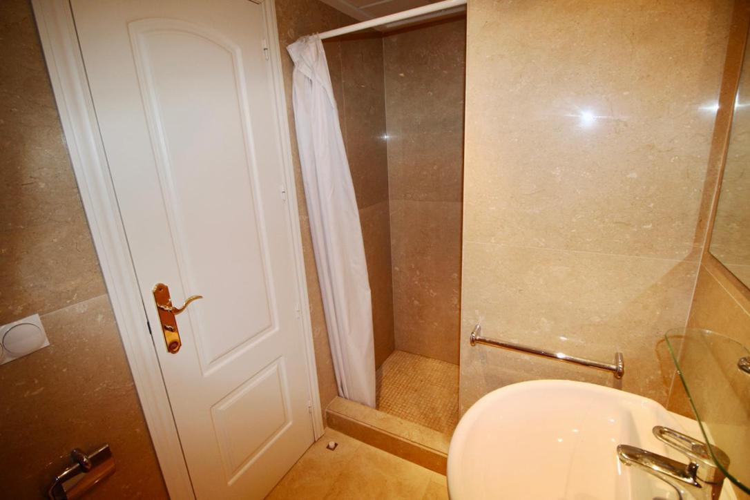 Апартаменты Atico Con Piscina Privada En Primera Linea Дения Экстерьер фото
