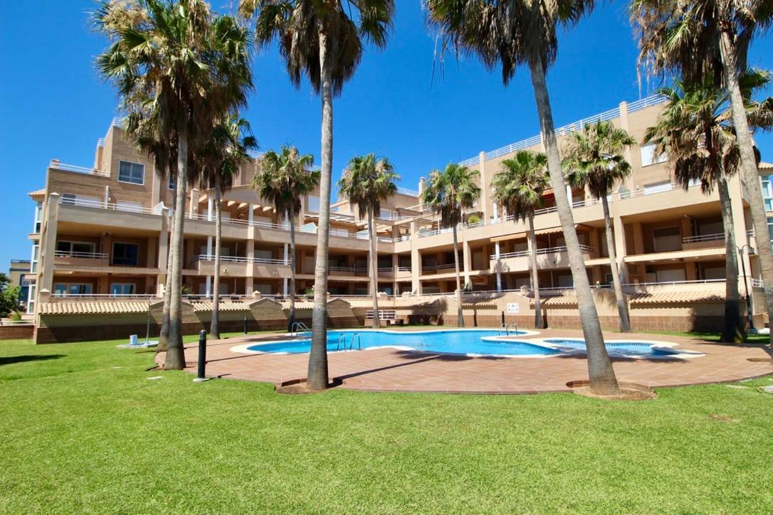 Апартаменты Atico Con Piscina Privada En Primera Linea Дения Экстерьер фото