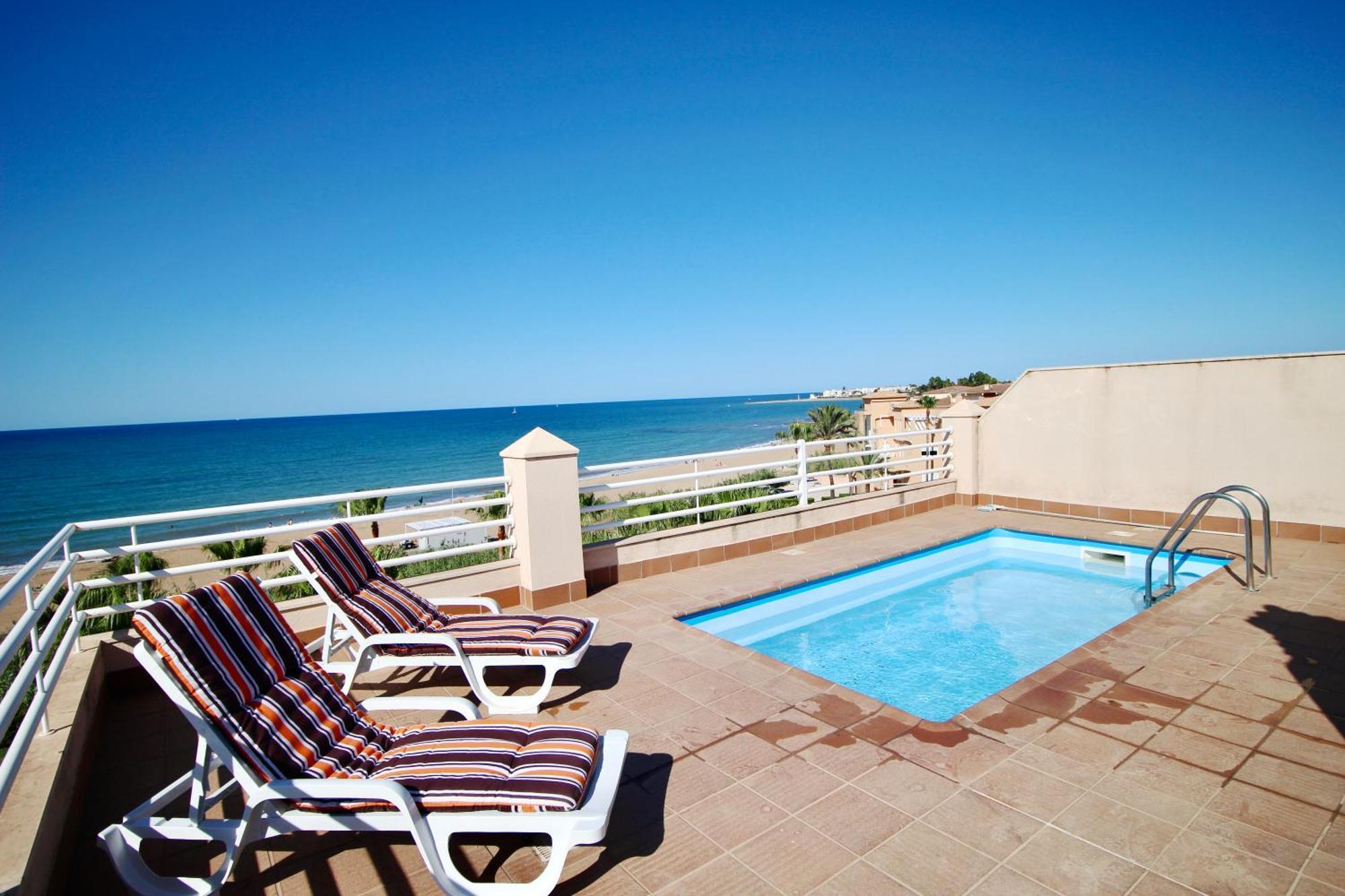 Апартаменты Atico Con Piscina Privada En Primera Linea Дения Номер фото