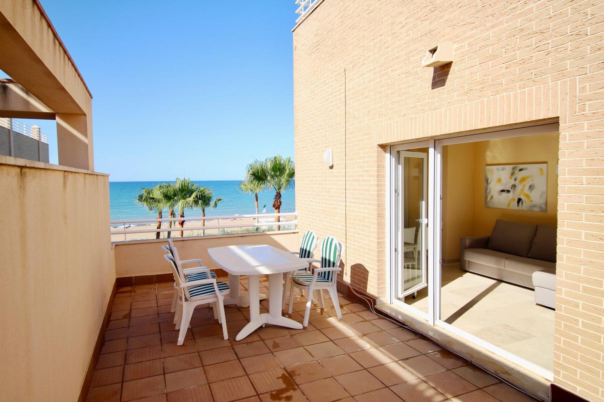 Апартаменты Atico Con Piscina Privada En Primera Linea Дения Номер фото