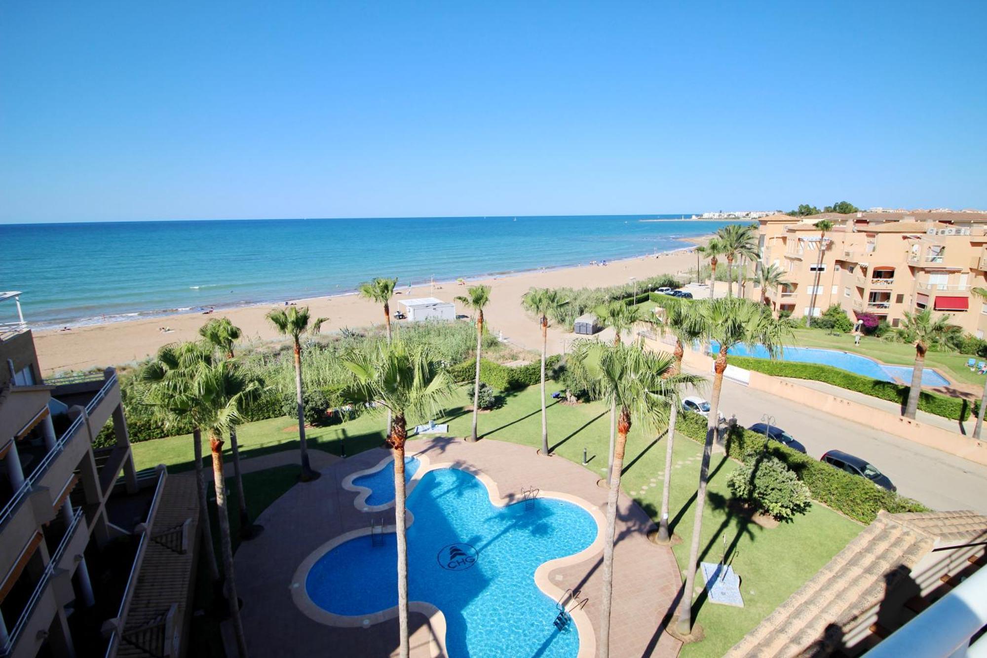 Апартаменты Atico Con Piscina Privada En Primera Linea Дения Номер фото